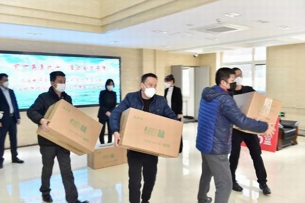 海參肽,大連企業(yè),大連海參,曉芹海參,疫情,抗擊疫情,獻(xiàn)愛心.jpeg 海參肽,大連企業(yè),大連海參,曉芹海參,疫情,抗擊疫情,獻(xiàn)愛心.jpeg